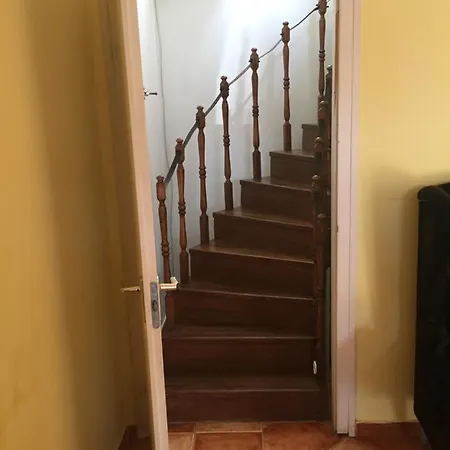 Baratsagos Haz Emelete Pensionat 4*