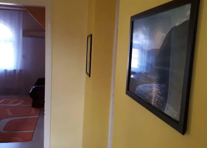 Casa de hóspedes Barátságos Ház Emelete Debrecen