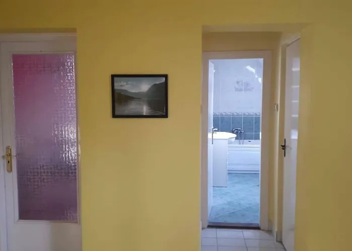 Casa de hóspedes Barátságos Ház Emelete 4*